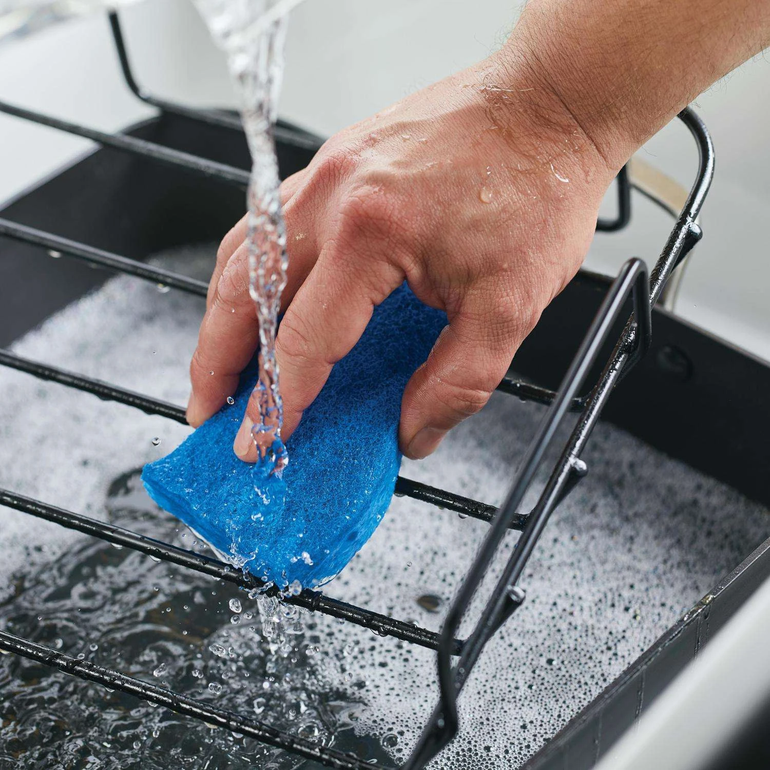 Circulon Anodized Aluminum Roaster With Rack Black - Image 6