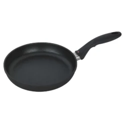 Swiss Diamond Cast Aluminum Fry Pan 9.5 In. 1.6 Qt Black