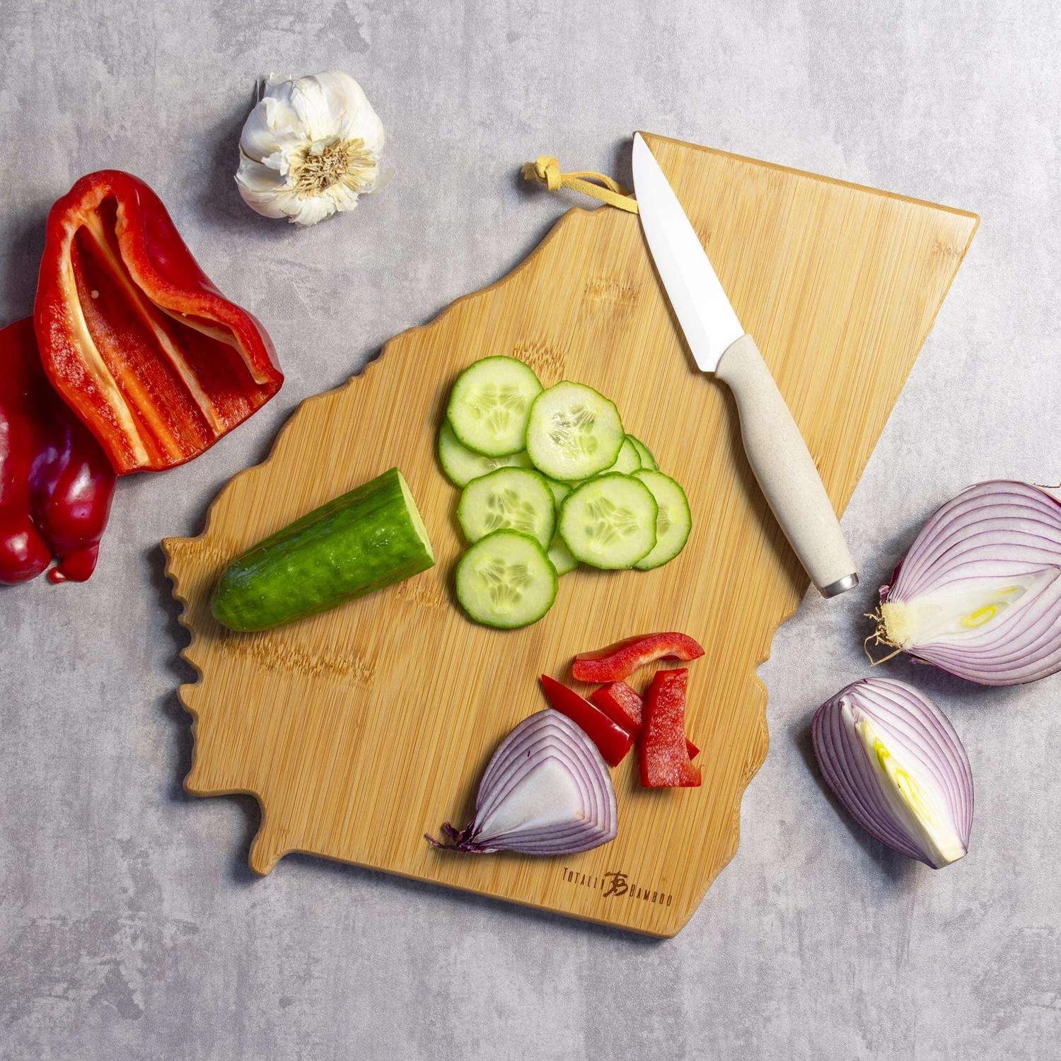 Totally Bamboo Fish Kiss 11.75 In. L X 13.25 In. W X 0.63 In. Bamboo Georgia Serving & Cutting Board - Image 6